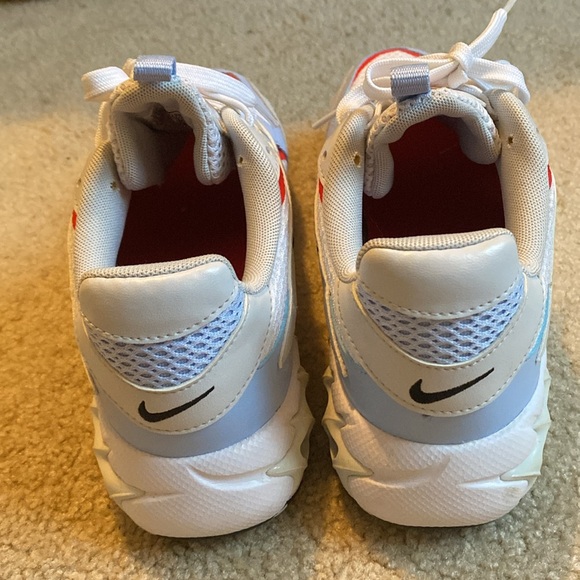 Nike Zoom Air Fire sneakers. White Royal Tint. Size 10 women’s. - Picture 3 of 7